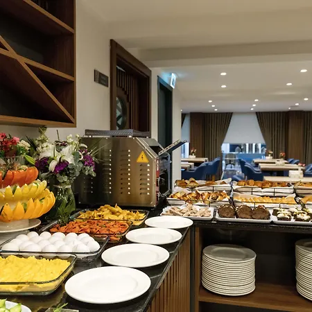 Grand Bosfor Hotell 3*
